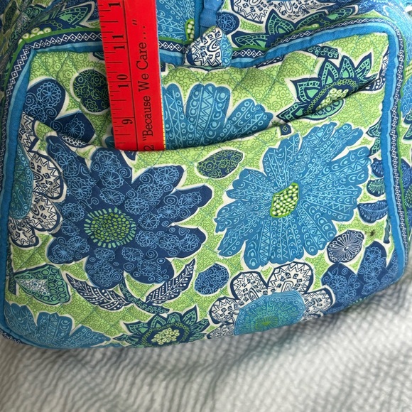Vera Bradley extra large duffle bag blue green floral - Picture 6 of 16